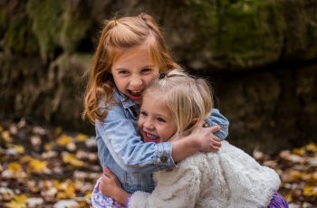 La generación humana, maternidad, juventud y adolescencia